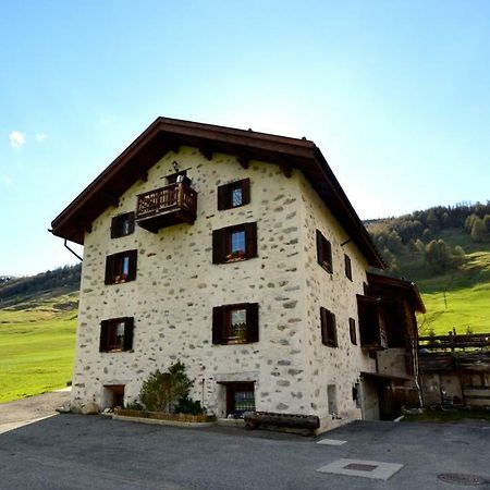 Mountain Chalet Milly Livigno Eksteriør billede
