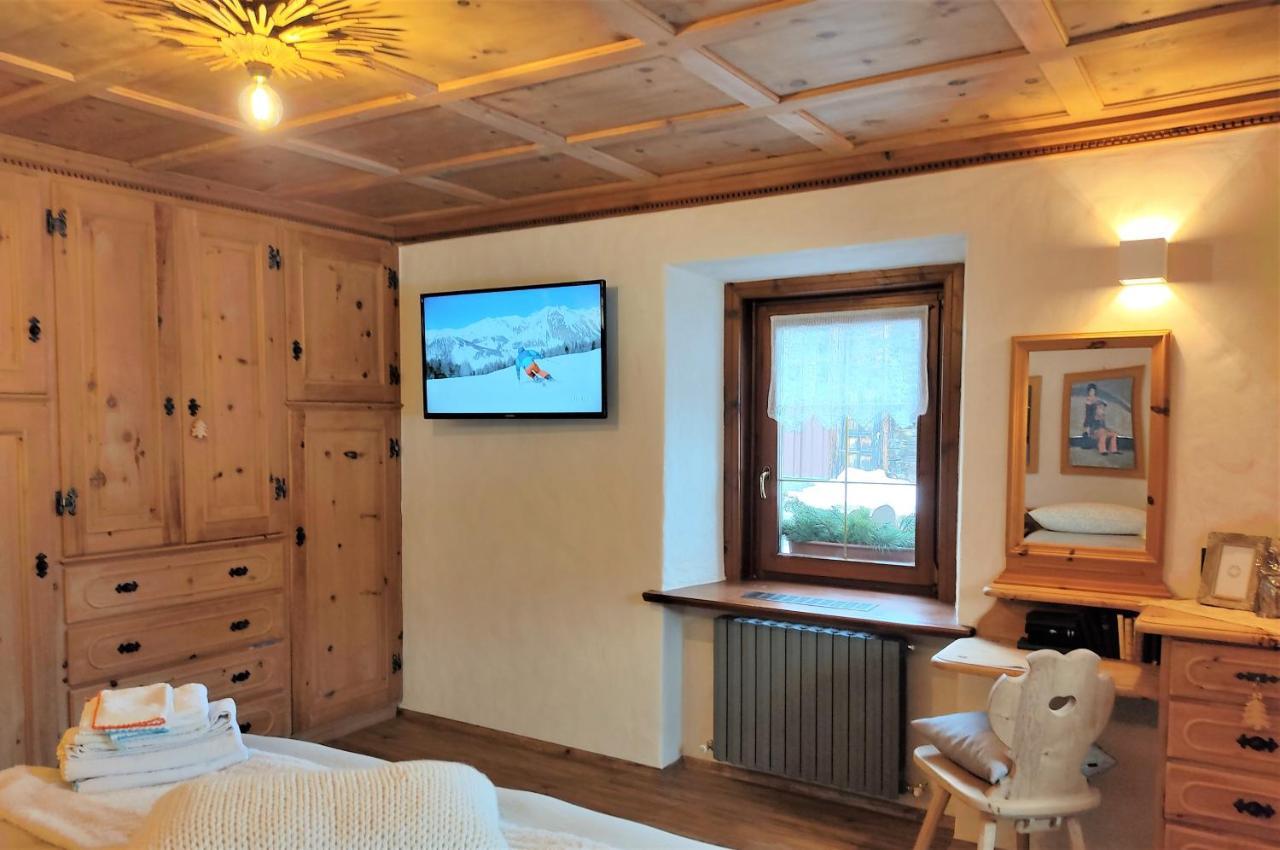 Mountain Chalet Milly Livigno Eksteriør billede