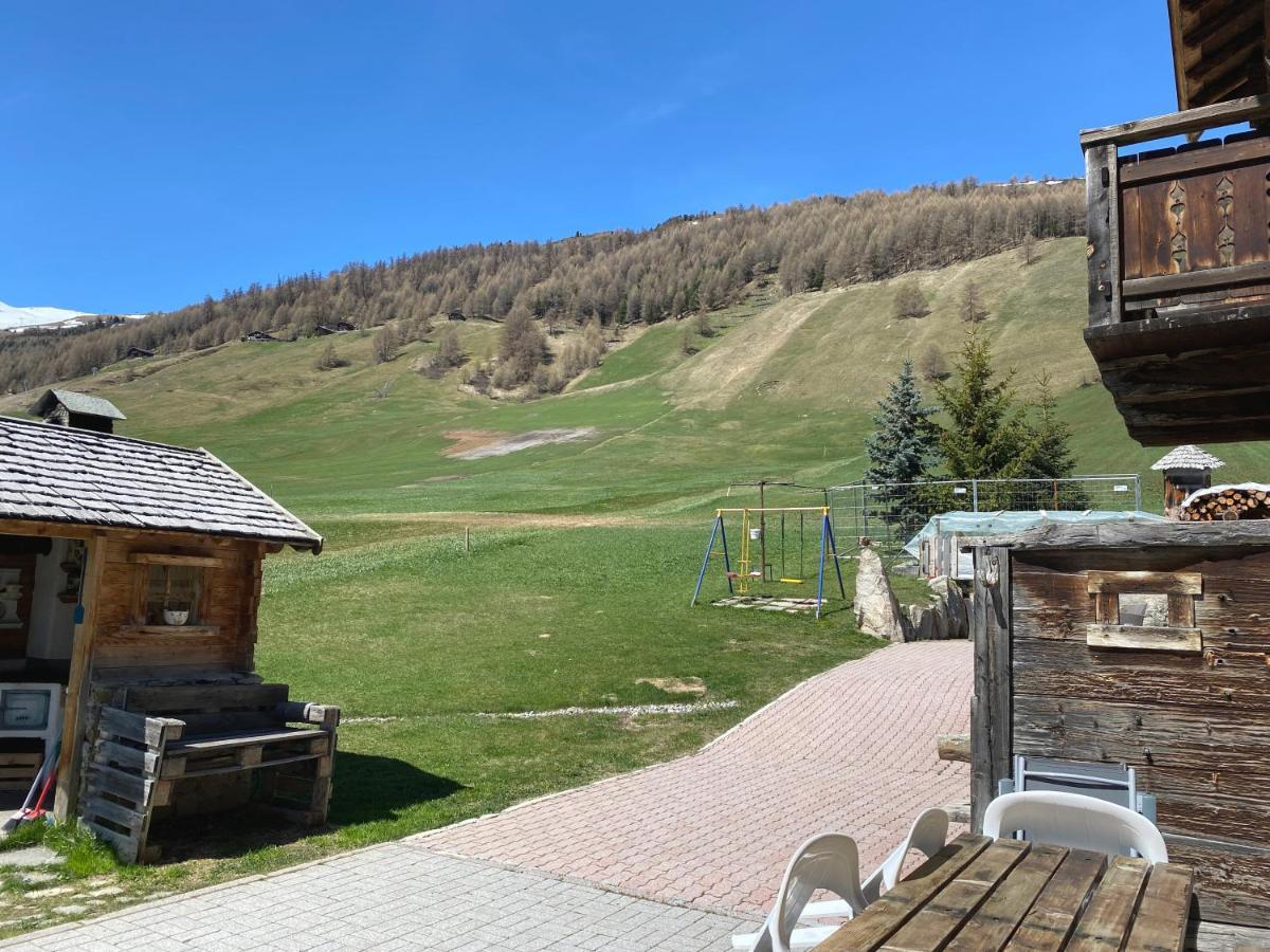 Mountain Chalet Milly Livigno Eksteriør billede