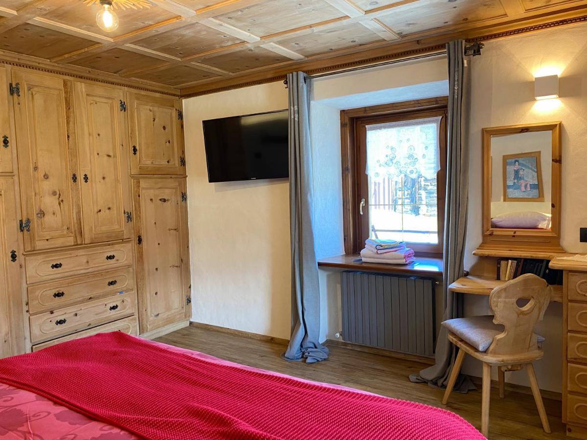 Mountain Chalet Milly Livigno Eksteriør billede