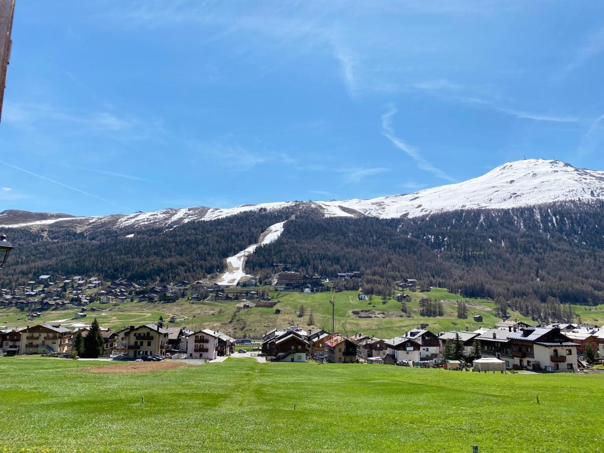 Mountain Chalet Milly Livigno Eksteriør billede