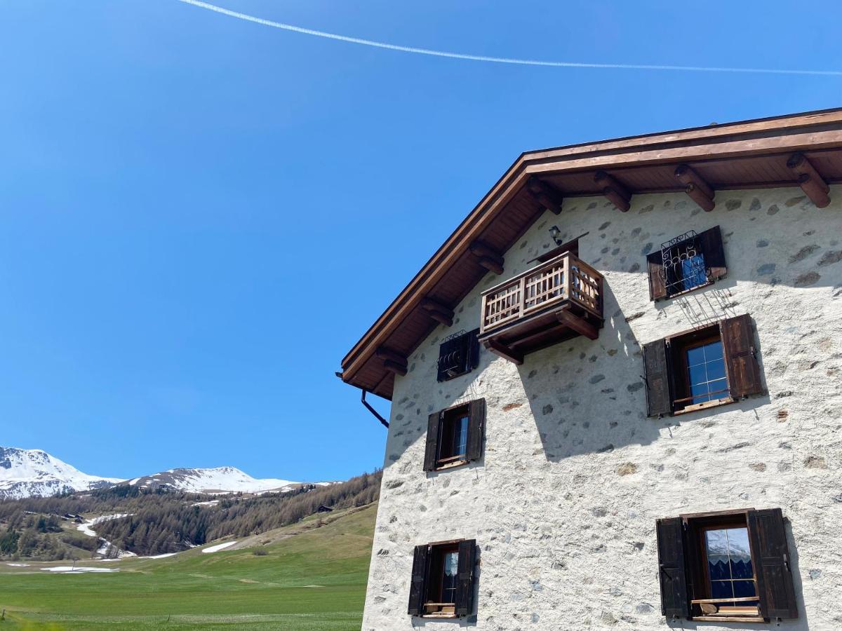 Mountain Chalet Milly Livigno Eksteriør billede