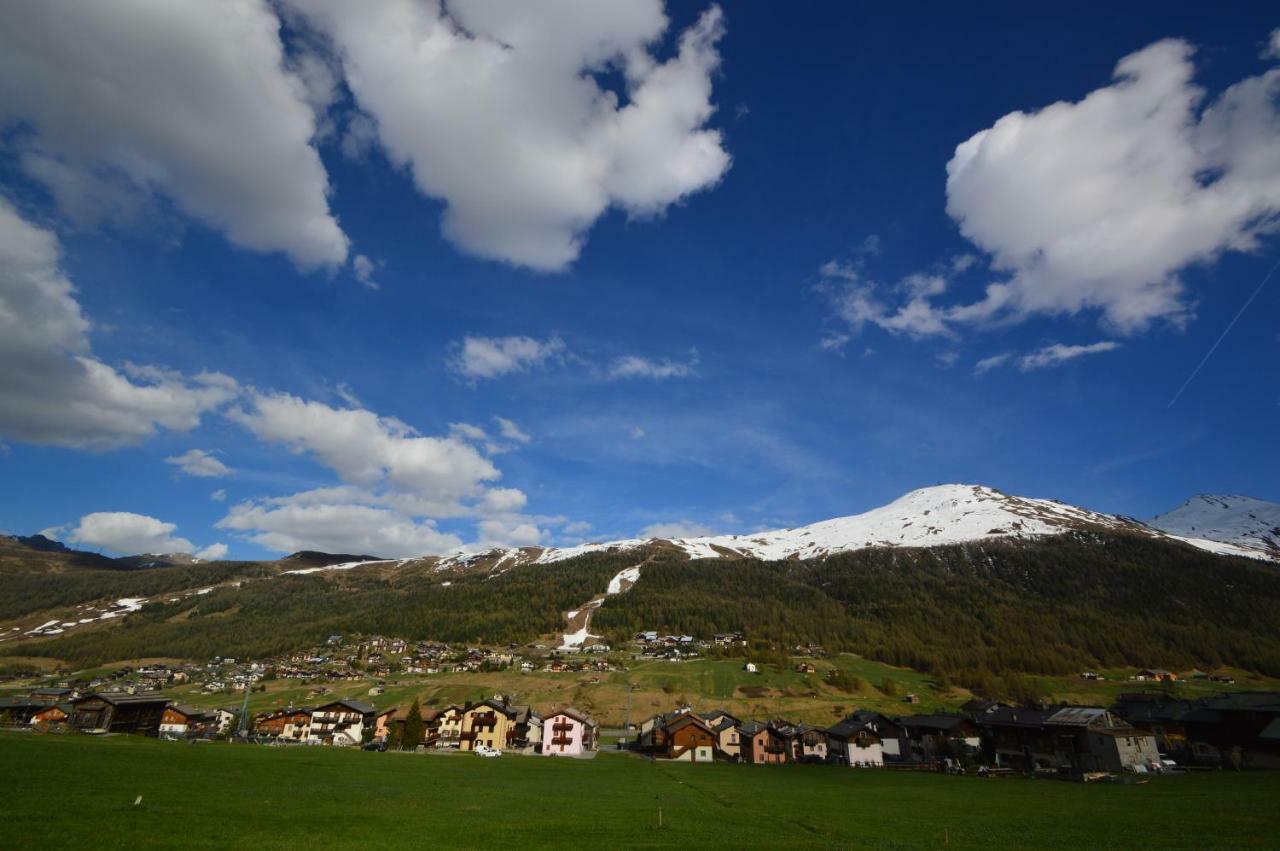 Mountain Chalet Milly Livigno Eksteriør billede