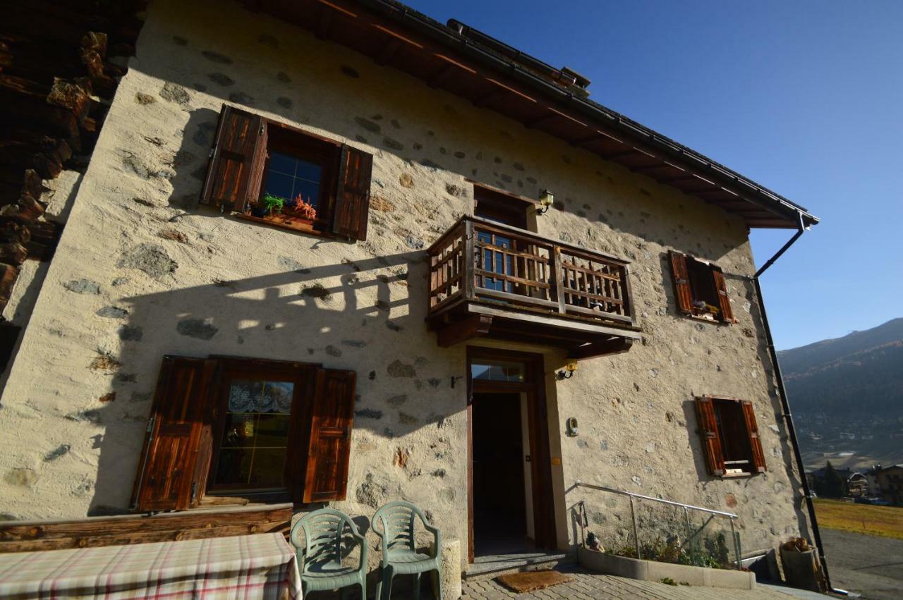 Mountain Chalet Milly Livigno Eksteriør billede